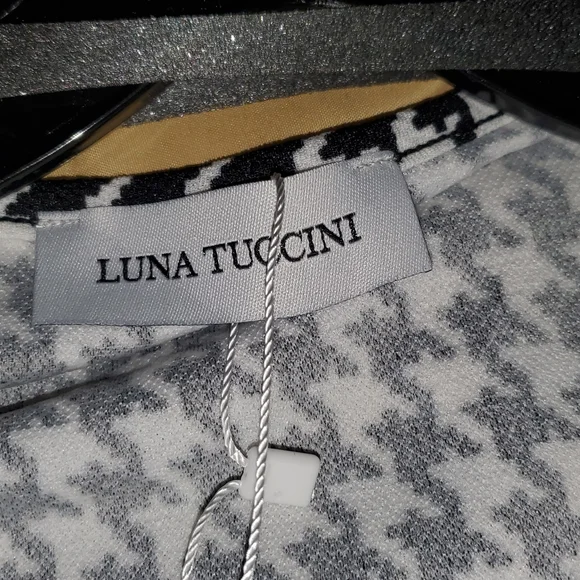💥SALE💥Luna Tuccini Houndstooth Blouse - Picture 7 of 8